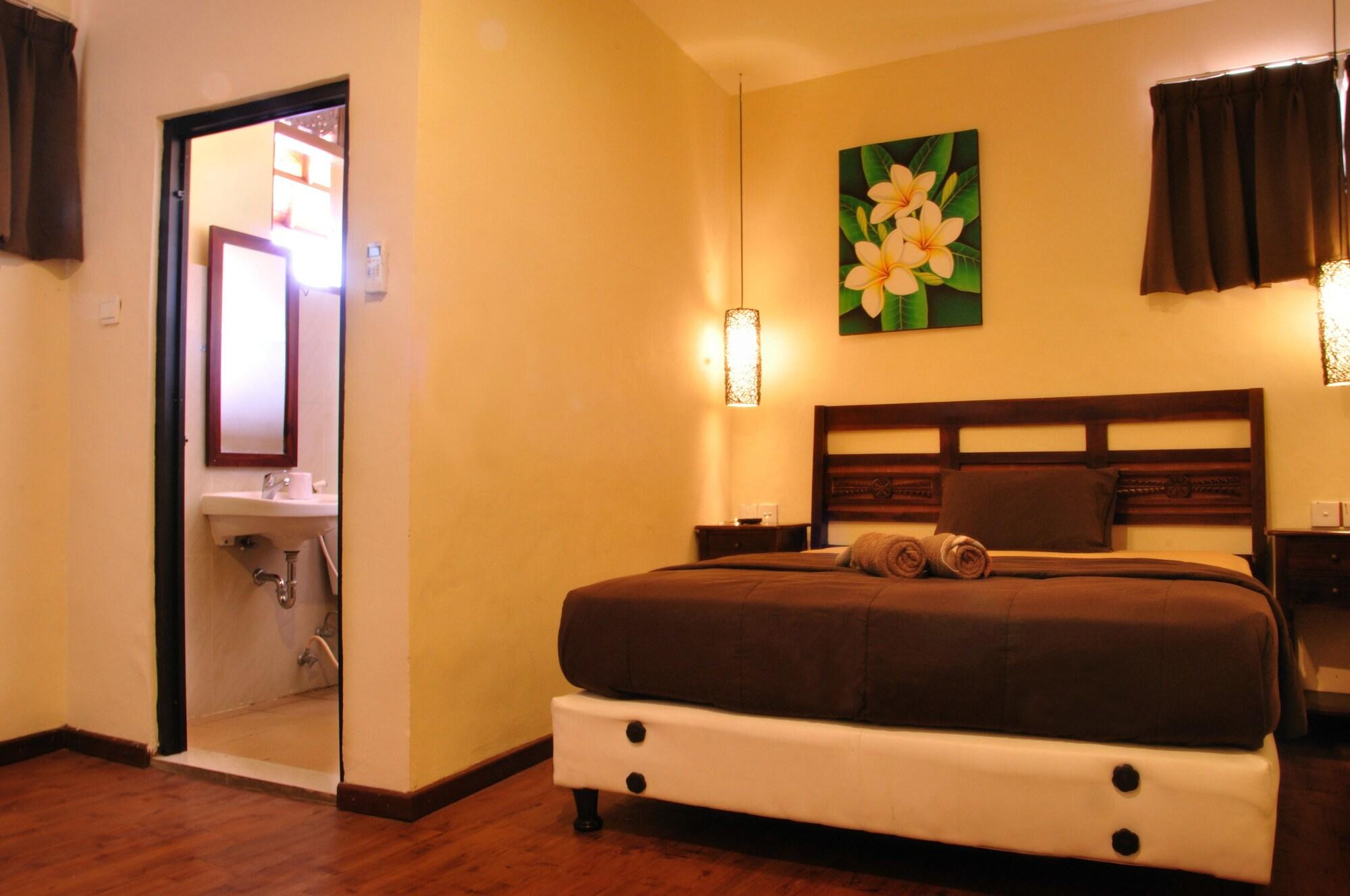 Bemo Corner Guest House Kuta Lombok Exterior foto