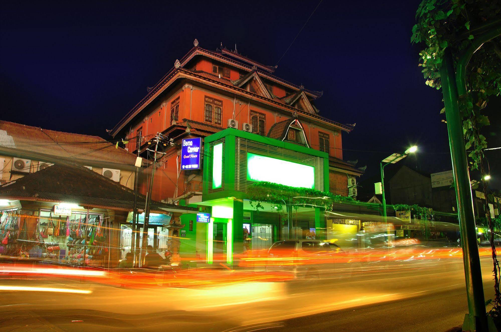 Bemo Corner Guest House Kuta Lombok Exterior foto